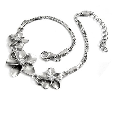 24705-sterling silver platium plated with rhinestoe bracelet