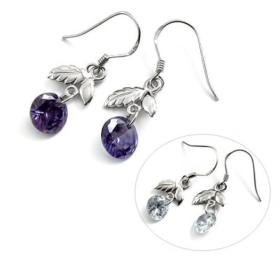 24723- Sterling silver with rhinestoe earring