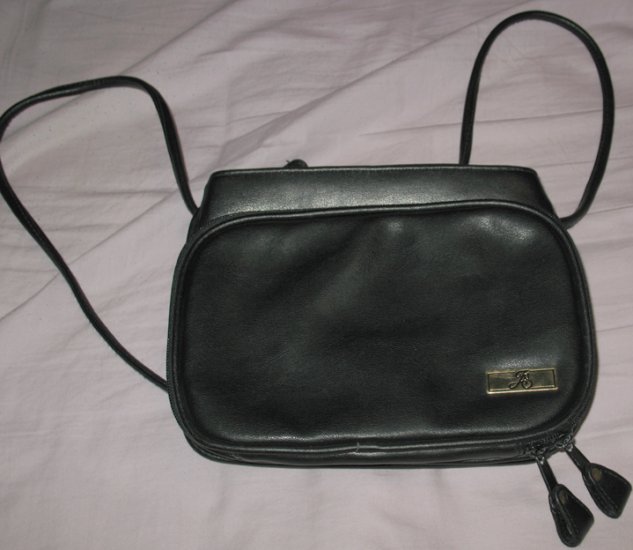 Black Leather Jaclyn Smith Purse