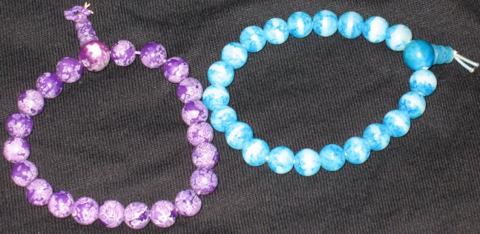 Set of two beaded bracelets: purple and blue