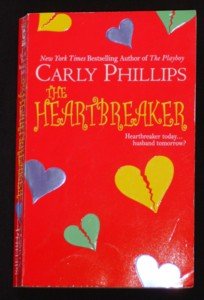 Carly Phillips ~ THE HEARTBREAKER ~ 2004 Pb