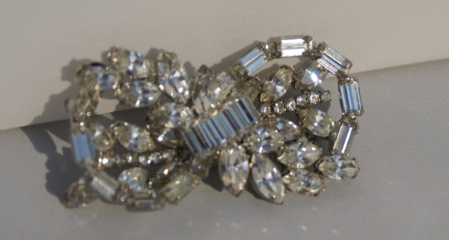 Vintage Art Deco Rhinestone Brooch c1925