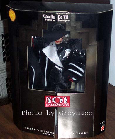 1996 Cruella De Vil Great Villains Collection Barbie NRFB Power in Pinstripes!