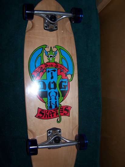 CUSTOM DOGTOWN "RED-DOG" COMPLETE SKATEBOARD