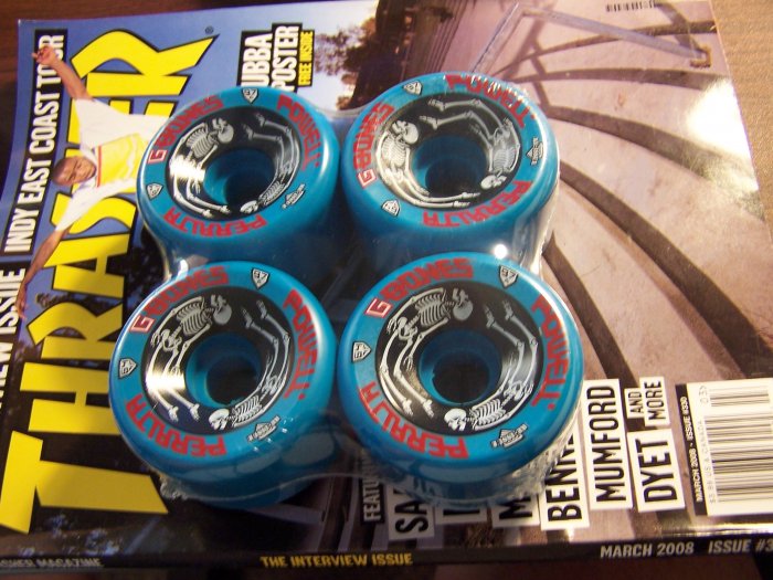 POWELL "G-BONES" WHEELS - 64mm 97A Blue