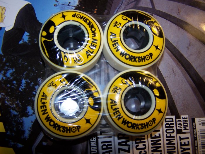 ALIEN WORKSHOP 52MM WHEELS