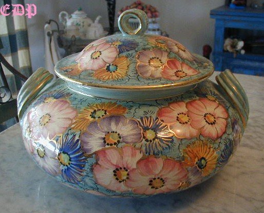Deruta Tureen Floral Gilded Italian Italy Hand Painted