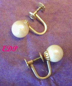 Designer 14Kt Gold Cultured Pearl Earrings Screwbacks