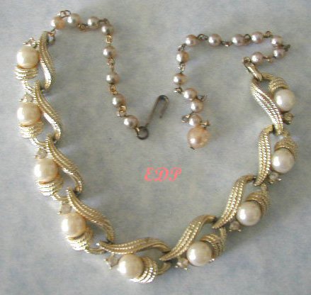 LISNER Golden Rhinestone Pearl Adjustable Necklace