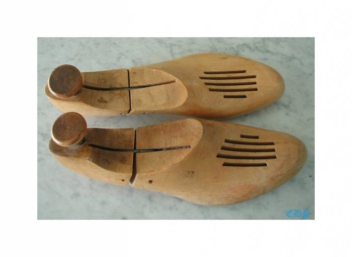 Pair Antique Wooden Wood Shoe Stretchers Men's Gents