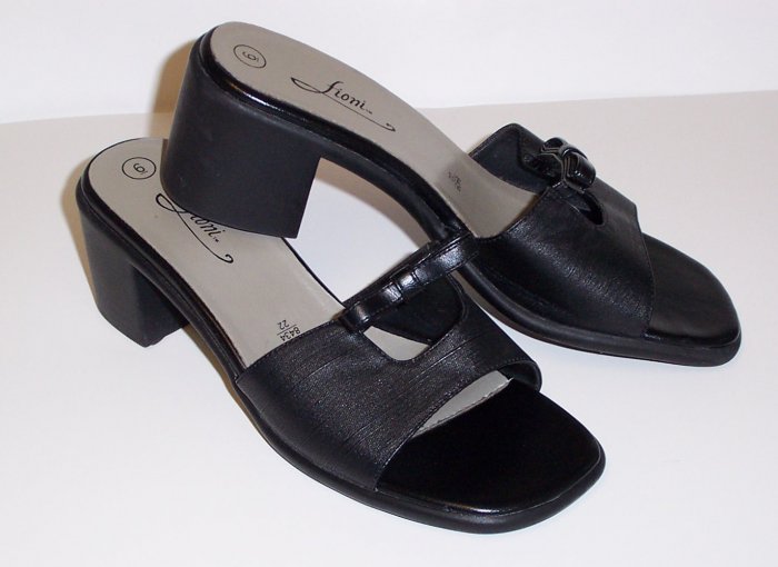 FIONI Black Sandals/Slides Shoes Womens 6 ~ Euro 37