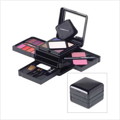 Victoria Jackson Vanity Cosmetic Kit
