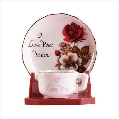I LOVE YOU MOM CUP AND SAUCER