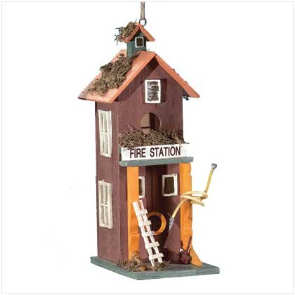 FIRE STATION BIRDHOUSE