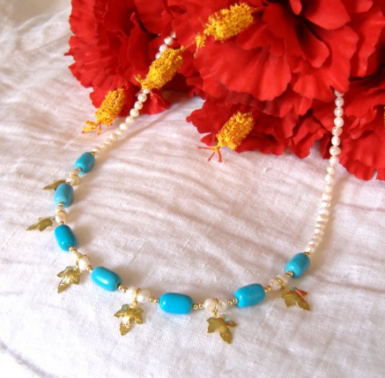 FREE SHIPPING Beautiful blue turquoise and fresh water pearl necklace