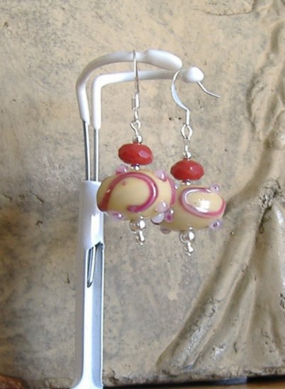 FREE SHIPPING Beautiful tan and reddish pink lampwork glass beads earrings