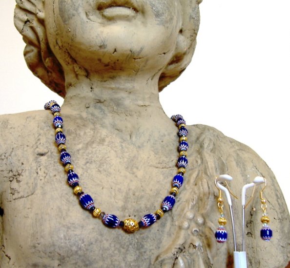 FREE SHIPPING Blue Czech Cathedral glass beaded necklace