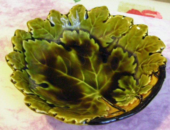 Antique 1910-20s Czech Majolica Leaf Dish