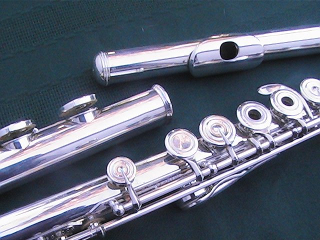 JUPITER deMEDICI FLUTE JFL 811R WITH C FOOT A REAL ADVANCE