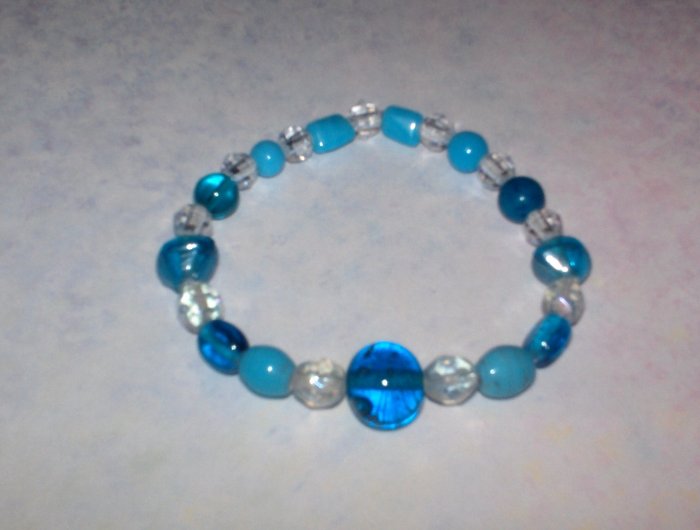 Blue glass bead stretch bracelet