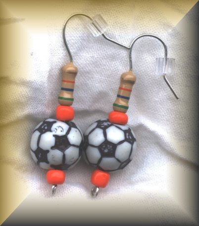 Kate's Kicks - Earrings (ENV 088)