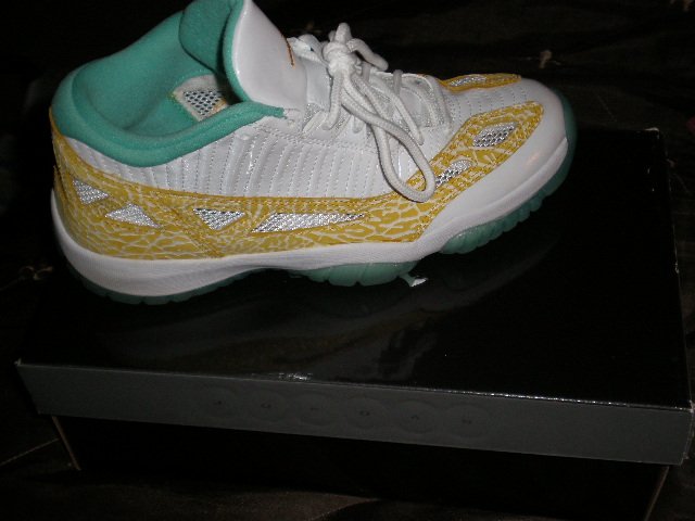 Air Jordan XI