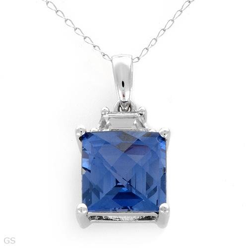 Created Sapphire necklace in White Gold