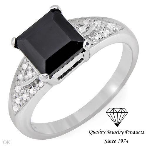 3.01ctw Genuine Sapphire in 925 silver MSRP 109.00