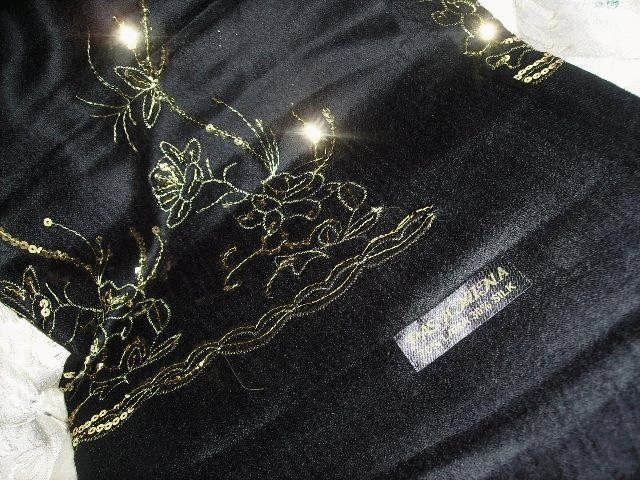 Black and Gold Pashmina