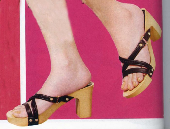 NLS-VAL High Wooden Heel Sandals