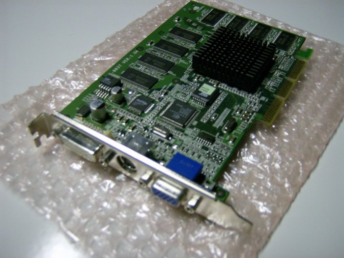 nVidia AGP 64MB GeForce2 MS-8837