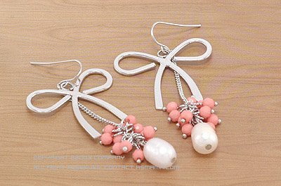 Large Silver Ribbon with Sweet Pink Beads and Pearl Earrings E0402TX