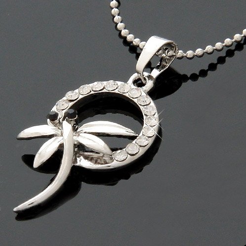 Exquisite Dragonfly Necklace