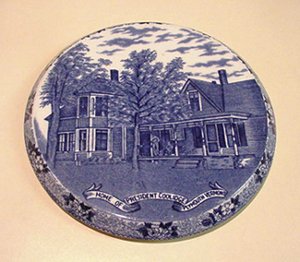 PRESIDENT COOLIDGE HOMESTEAD ENGLISH FLOW BLUE ADAMS TRIVET