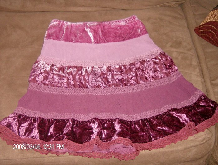 CHEROKEE GIRL'S VELVETY LAYERED SKIRT SIZE S
