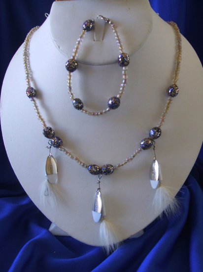 Iridescent Glitter Allure Necklace