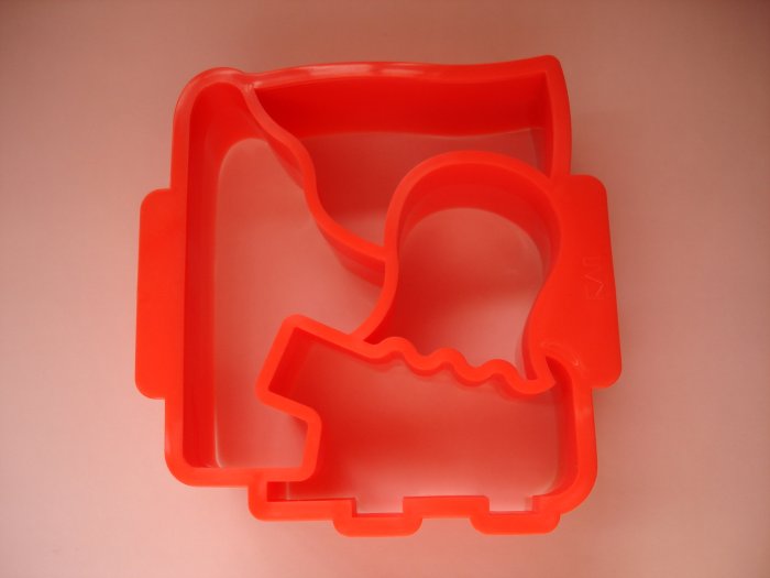4 design Red Sandwich Cutter