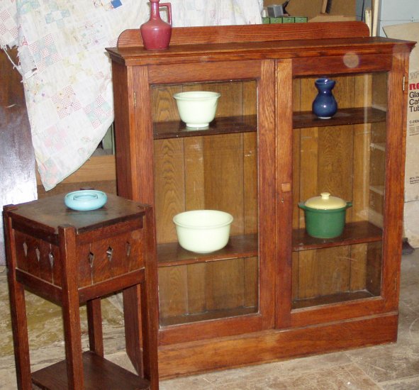 Mission arts&crafts 2 door oak china cabinet