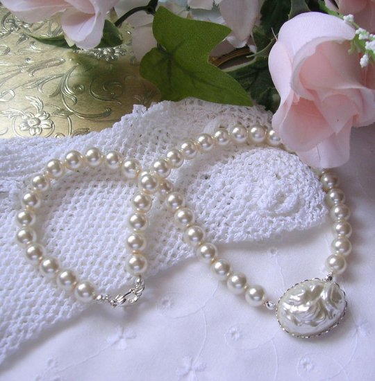 Mabe Pearl Cabochon and Pearl Choker