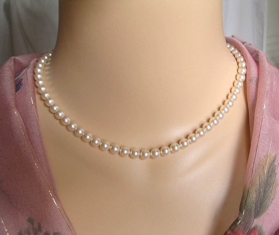 Creamrose Pearl Necklace, 6mm Swarovski Pearls, Gold Filled Clasp