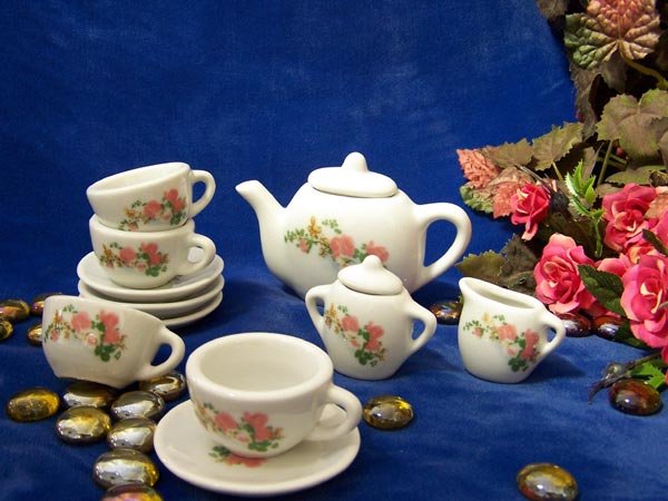 Child's Tea Set 13pc
