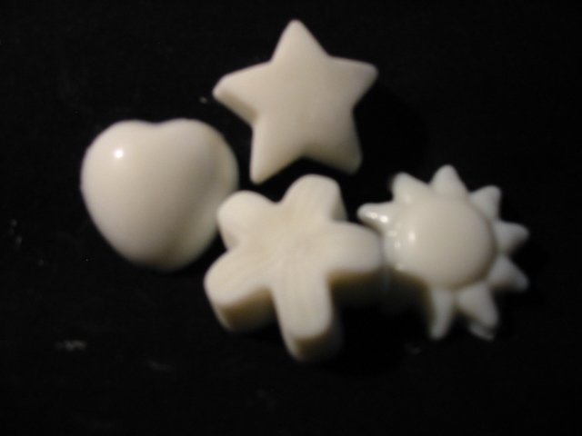 American Pride Star Soy Wax Tarts... 20 for $10!!