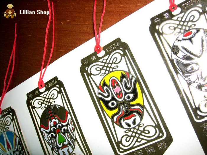 Super Containing Pure Gold Bookmark--"Beijing opera types of facial makeup in operas"