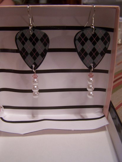 Argyle print 1 GUITAR PICK EARRINGS!