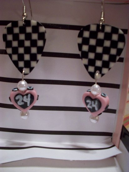 Jeff Gordon picks GUITAR PICK EARRINGS!