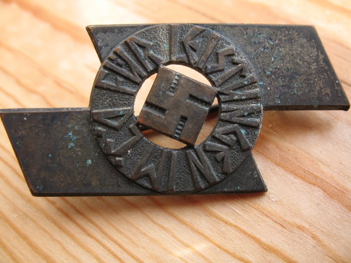 HITLER YOUTH BADGE -MEDAL-WITH NAZI SWASTIKA
