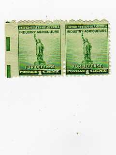 SCOTT #899-ERROR-PARTIAL IMPERF.--HORZ. PAIR--ID#559