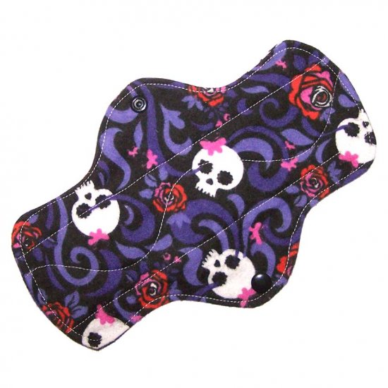 Cloth Pantyliner 9" Skulls and Roses