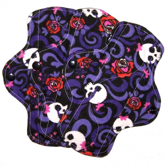Cloth Pantyliner 8" Skulls and Roses