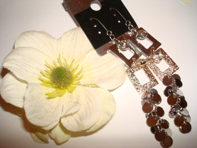 earring 17